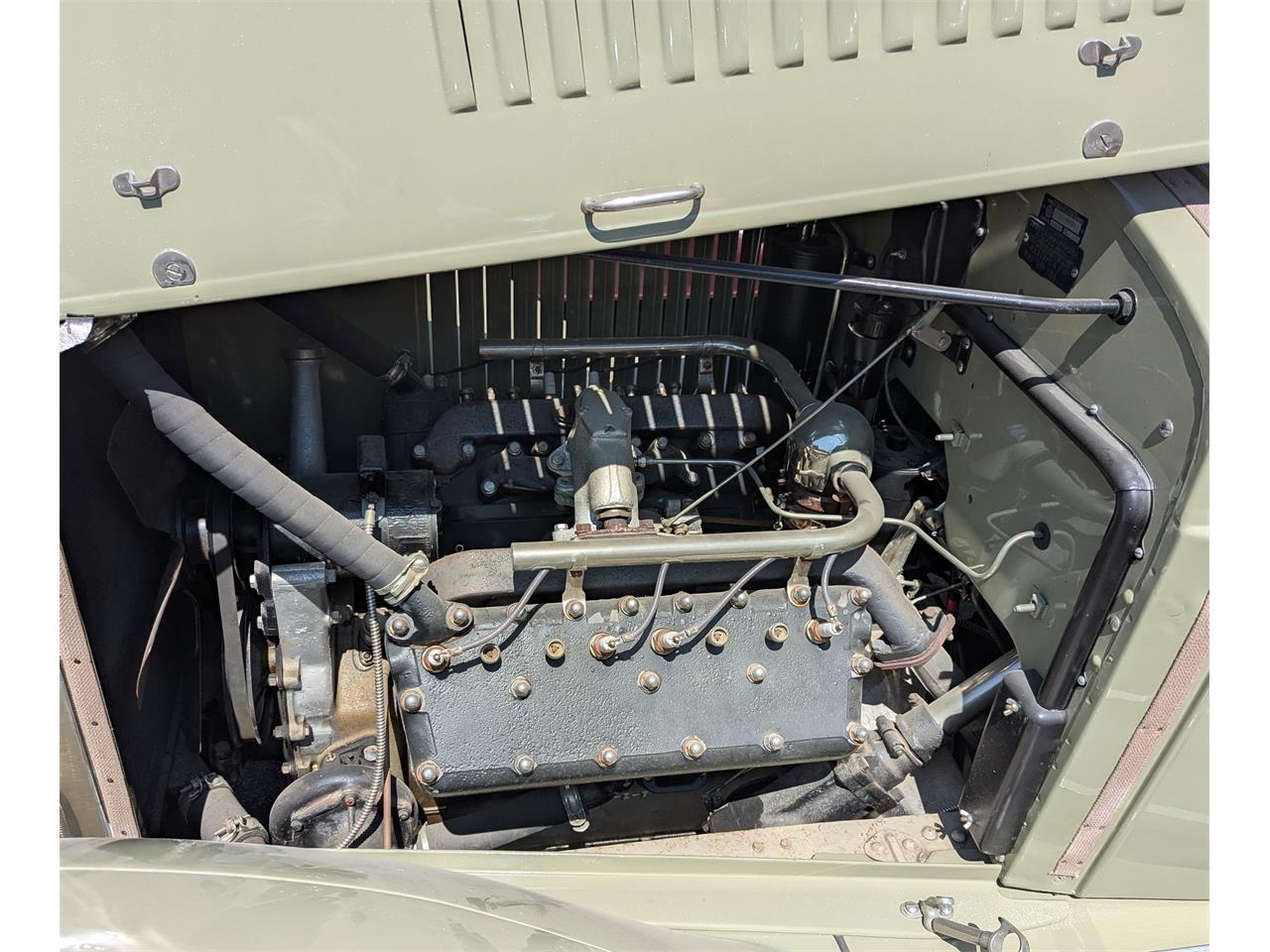 Cadillac-Limousine-1926-Light-Green-Light-Green-amp-Taupe-10