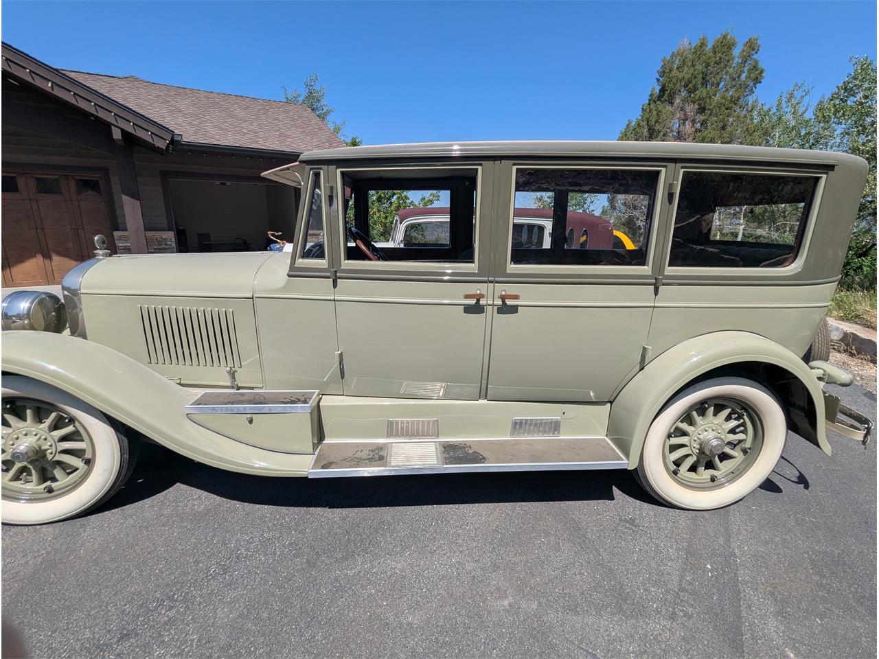 Cadillac-Limousine-1926-Light-Green-Light-Green-amp-Taupe-7