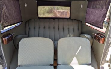 Cadillac-Limousine-1926-Light-Green-Light-Green-amp-Taupe-9