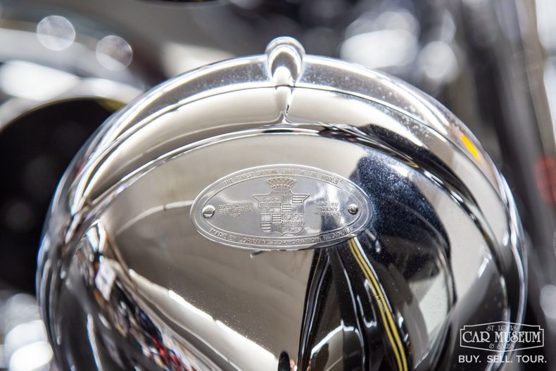 Cadillac-Other-1931-Black-Tan-Cloth-12