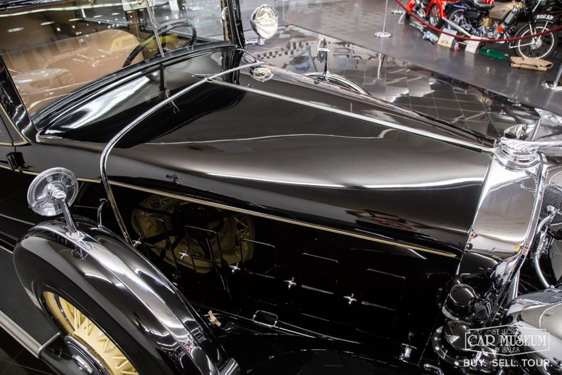 Cadillac-Other-1931-Black-Tan-Cloth-42