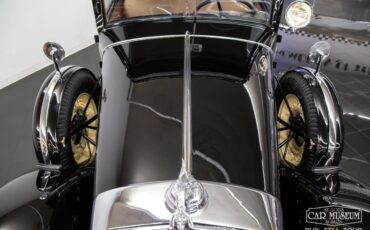 Cadillac-Other-1931-Black-Tan-Cloth-43
