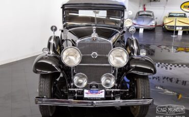 Cadillac-Other-1931-Black-Tan-Cloth-45