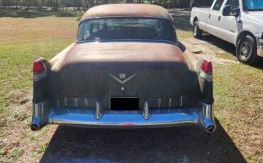 Cadillac-Sedan-1955-1
