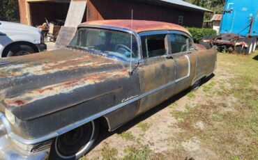 Cadillac-Sedan-1955-4