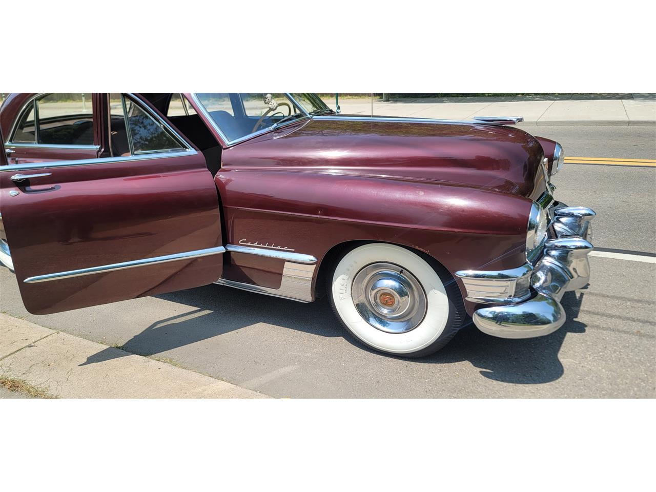 Cadillac-Sedan-deville-1949-BURGUNDY-BURGUNDY-2