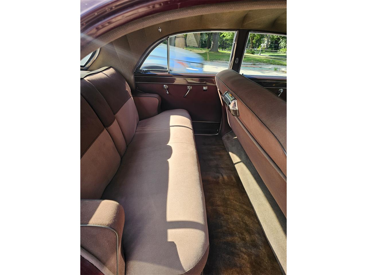 Cadillac-Sedan-deville-1949-BURGUNDY-BURGUNDY-8