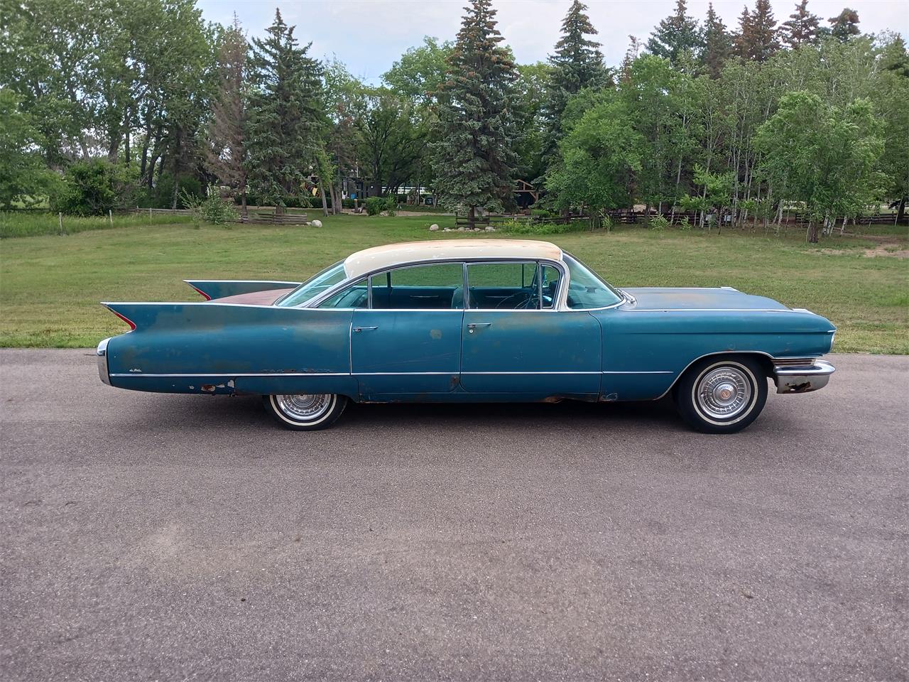 Cadillac-Sedan-deville-1960-tealcream-tealblack-12