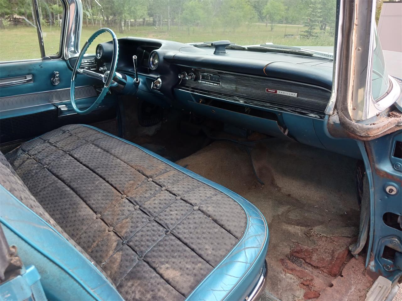 Cadillac-Sedan-deville-1960-tealcream-tealblack-17