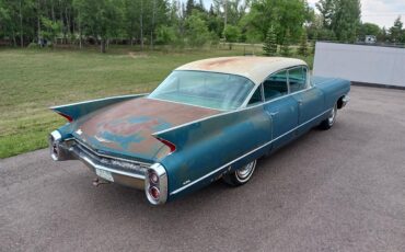 Cadillac-Sedan-deville-1960-tealcream-tealblack-2