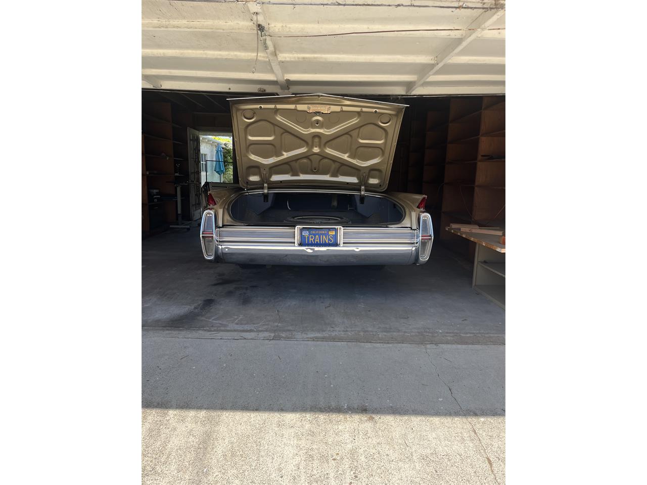 Cadillac-Sedan-deville-1964-Gold-Cream-17