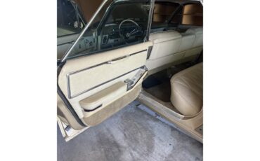 Cadillac-Sedan-deville-1964-Gold-Cream-19