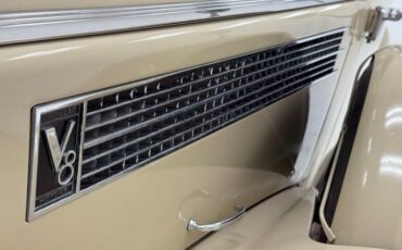 Cadillac-Series-60-1937-Beauregard-Beige-Tan-12