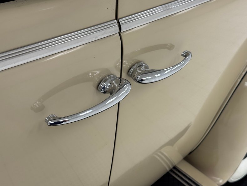 Cadillac-Series-60-1937-Beauregard-Beige-Tan-18