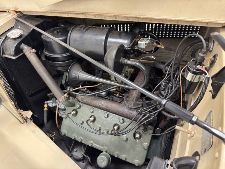 Cadillac-Series-60-1937-Beauregard-Beige-Tan-34