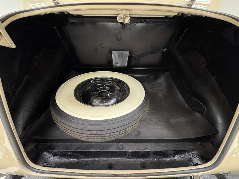Cadillac-Series-60-1937-Beauregard-Beige-Tan-37