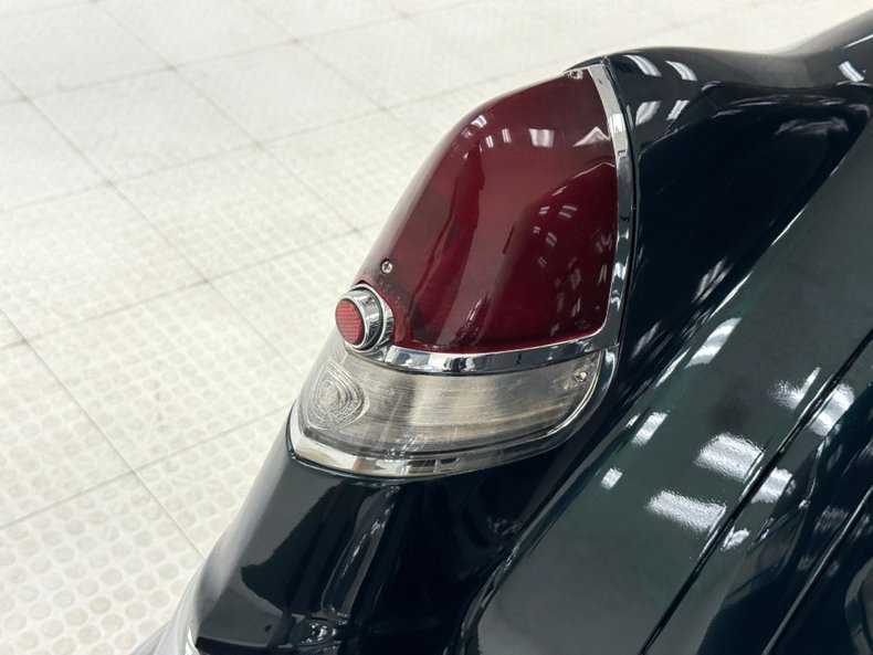 Cadillac-Series-61-1951-Exeter-Green-Dark-Tan-19