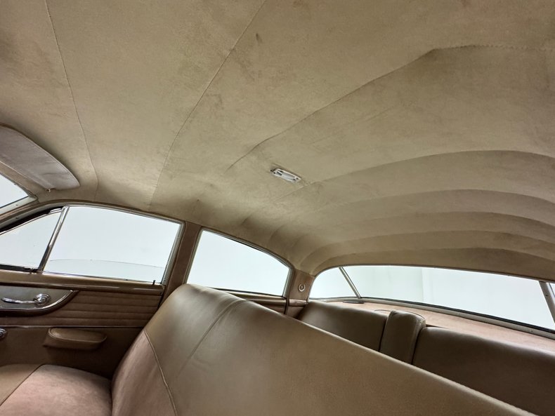Cadillac-Series-61-1951-Exeter-Green-Dark-Tan-48