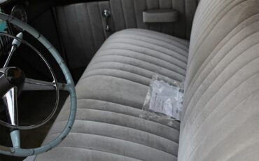 Cadillac-Series-62-1947-Blue-Grey-12