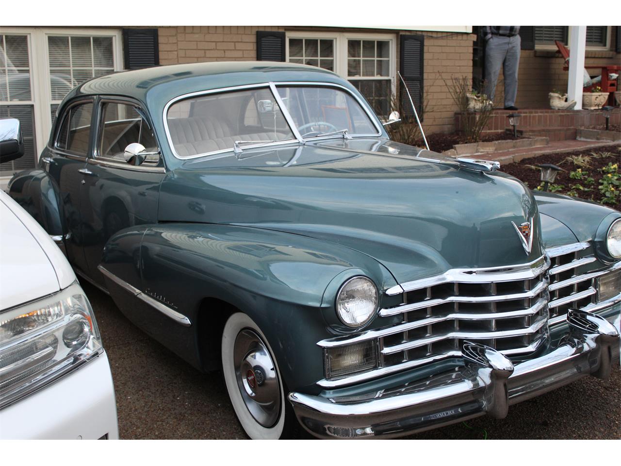 Cadillac-Series-62-1947-Blue-Grey-4