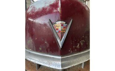 Cadillac-Series-62-1947-Burgundy-Blue-1