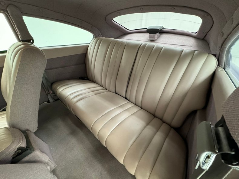 Cadillac-Series-62-1948-Blurple-Mauve-38