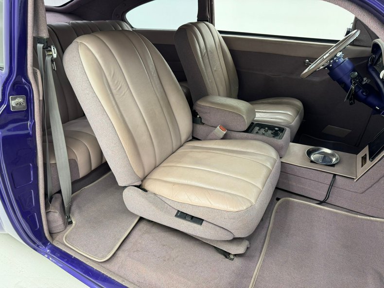 Cadillac-Series-62-1948-Blurple-Mauve-39