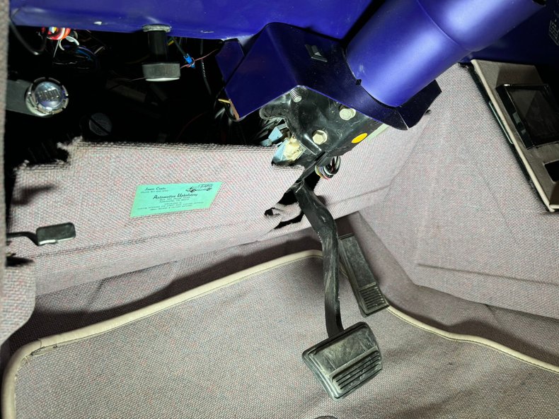 Cadillac-Series-62-1948-Blurple-Mauve-4