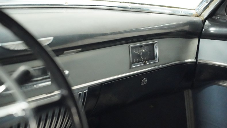 Cadillac-Series-62-1950-Black-Gray-42
