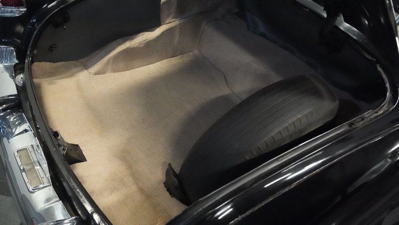 Cadillac-Series-62-1950-Black-Gray-48
