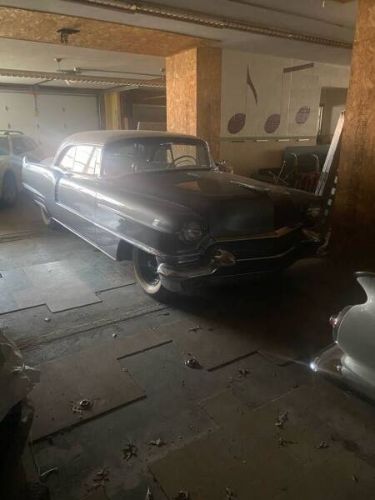 Cadillac-Series-62-1956-GrayWhite-BlackWhite-Leather-14