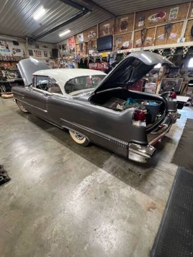 Cadillac-Series-62-1956-GrayWhite-BlackWhite-Leather-37