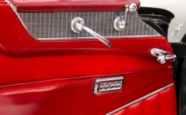Cadillac-Series-62-1956-Tuxedo-Black-Red-Leather-13