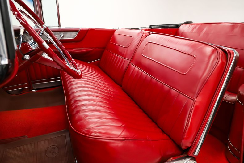 Cadillac-Series-62-1956-Tuxedo-Black-Red-Leather-16