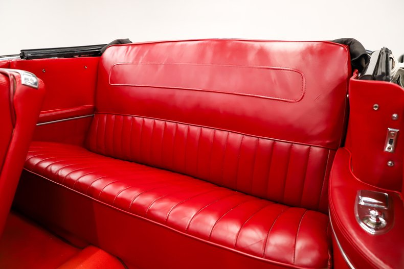 Cadillac-Series-62-1956-Tuxedo-Black-Red-Leather-17