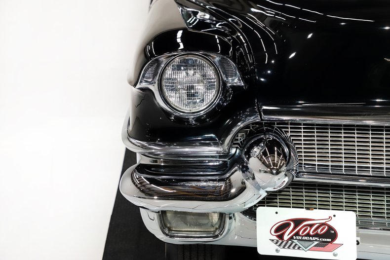 Cadillac-Series-62-1956-Tuxedo-Black-Red-Leather-27