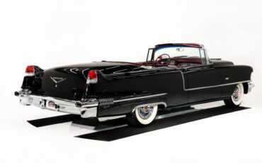 Cadillac-Series-62-1956-Tuxedo-Black-Red-Leather-31
