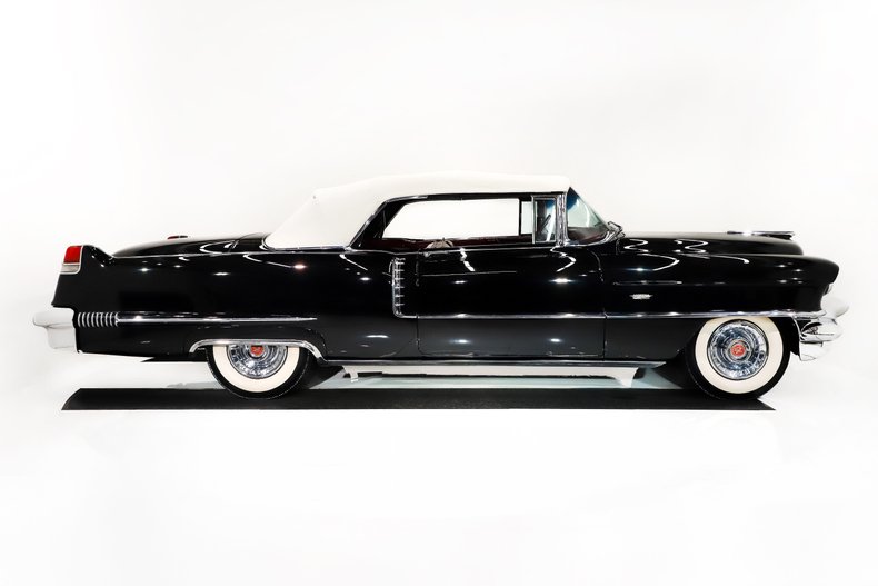 Cadillac-Series-62-1956-Tuxedo-Black-Red-Leather-37