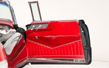 Cadillac-Series-62-1956-Tuxedo-Black-Red-Leather-45