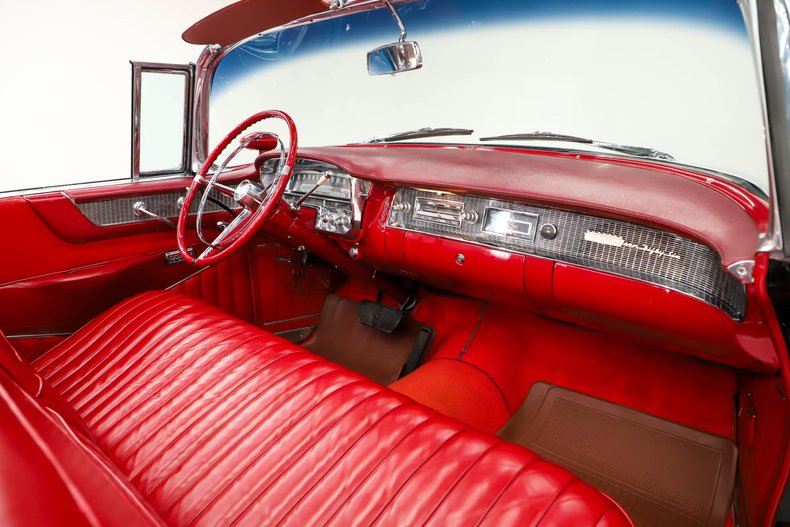 Cadillac-Series-62-1956-Tuxedo-Black-Red-Leather-48