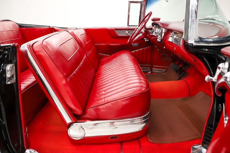 Cadillac-Series-62-1956-Tuxedo-Black-Red-Leather-7