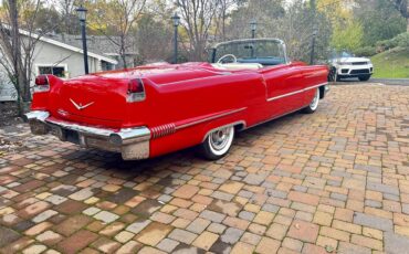 Cadillac-Series-62-1956-red-whitegray-21