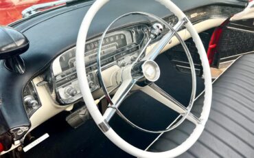 Cadillac-Series-62-1956-red-whitegray-32