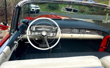 Cadillac-Series-62-1956-red-whitegray-35