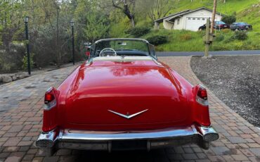 Cadillac-Series-62-1956-red-whitegray-46