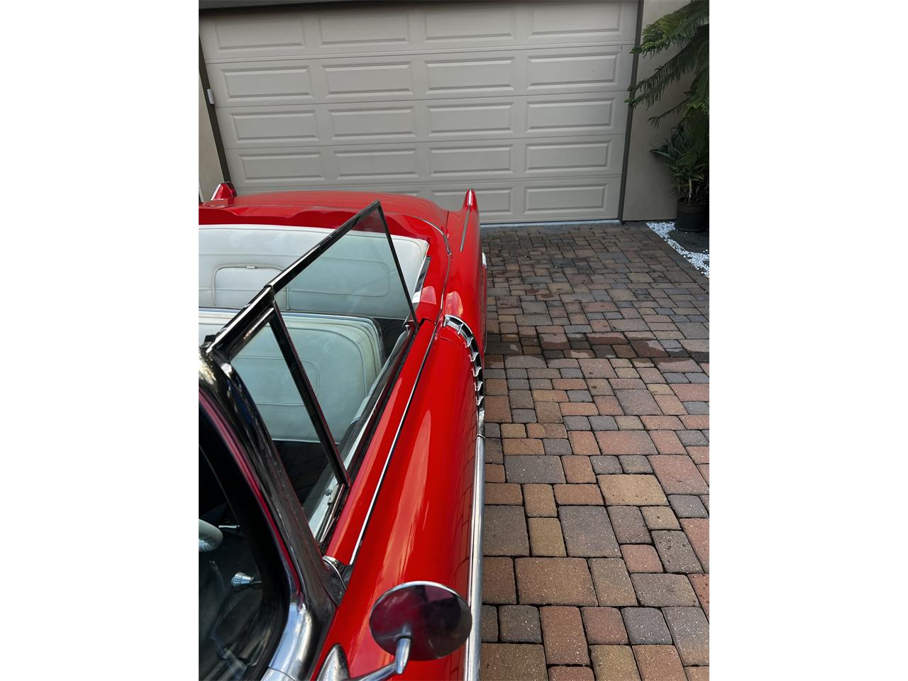 Cadillac-Series-62-1956-red-whitegray-72