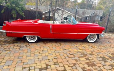 Cadillac-Series-62-1956-red-whitegray-82