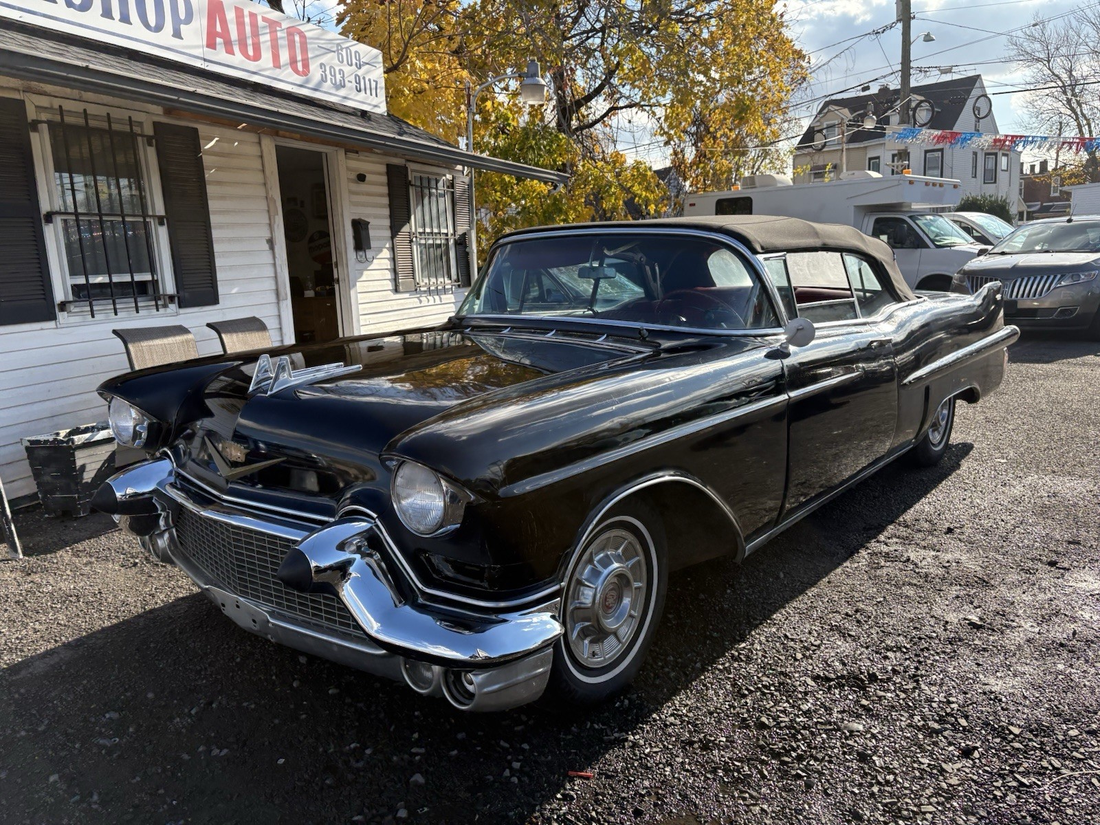 Cadillac-Series-62-1957-Convertible-12