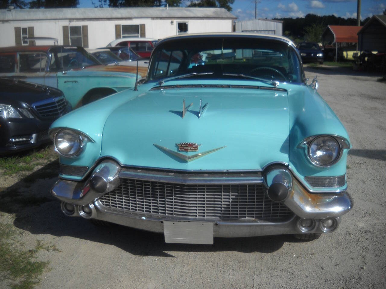 Cadillac-Series-62-1957-Sedan-1