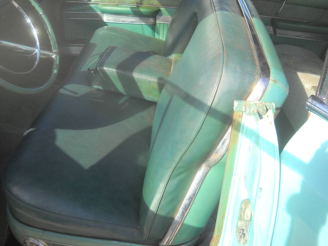 Cadillac-Series-62-1957-Sedan-13